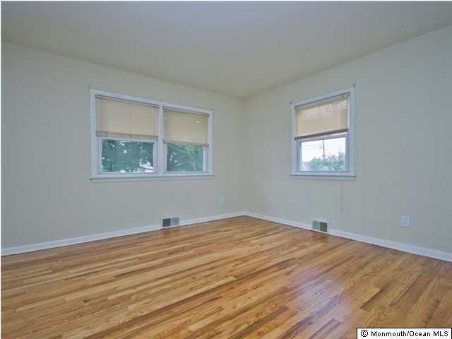345 Pond Road Freehold, NJ 07728 - Photo 10 of 16 Additional Photo