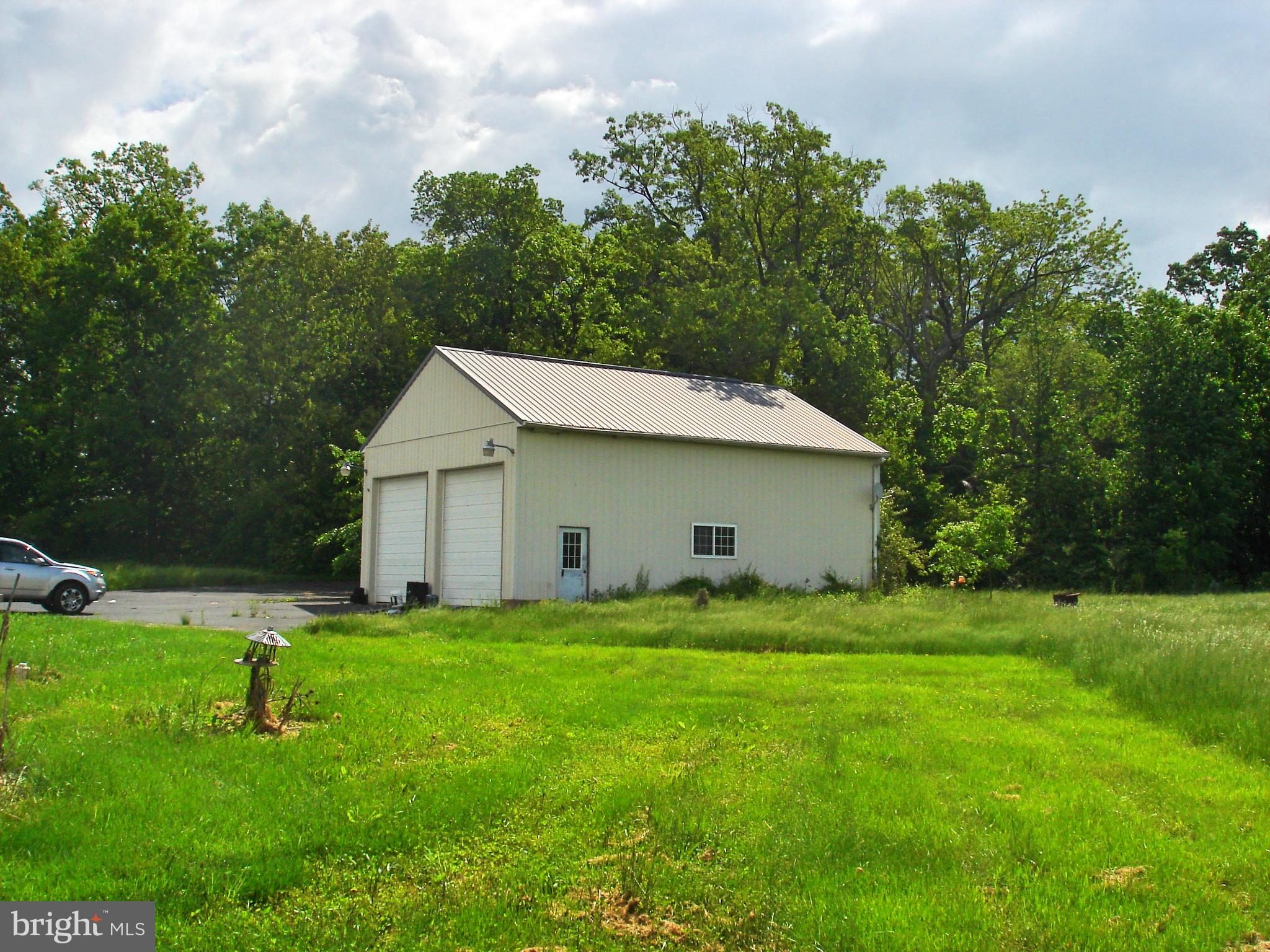 833 Teeter Road Littlestown, PA 17340 - Photo 5 of 6