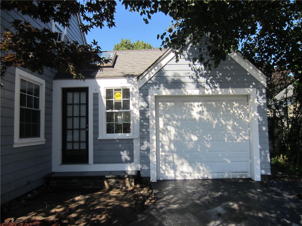 32 Hamilton Road Cranston, RI 02910 - Photo 3 of 14 one car garage