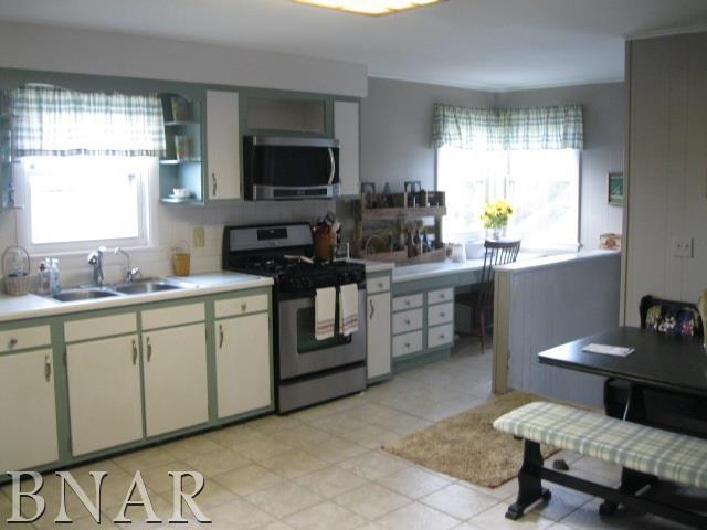 16566 200th Road East Danvers, IL 61732 - Photo 3 of 30