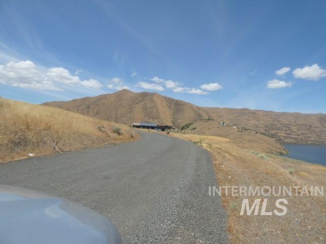 578 Silcott Road Clarkston, WA 99403 - Photo 21 of 47 View of asphalt street featuring a mountain view