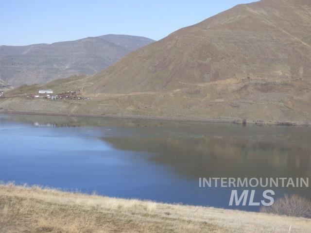 578 Silcott Road Clarkston, WA 99403 - Photo 3 of 47 Mountain view with a nearby body of water