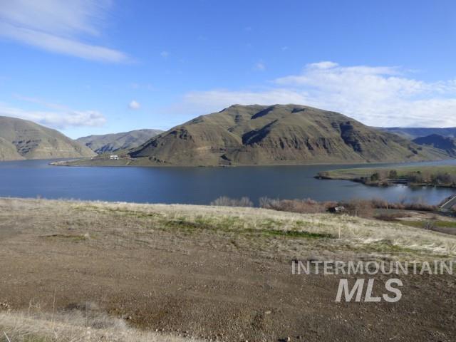 578 Silcott Road Clarkston, WA 99403 - Photo 5 of 47 View of mountain backdrop with a nearby body of water