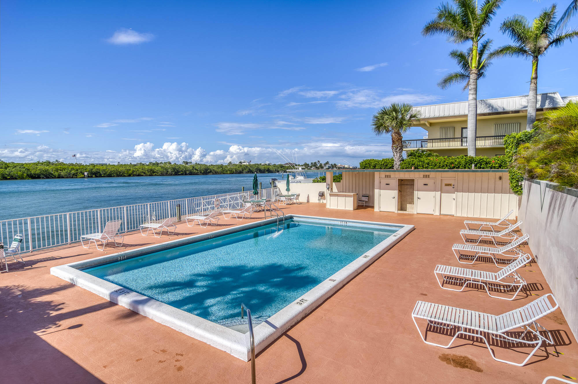 225 South Beach Road, Unit 506 Tequesta, FL 33469 - Photo 23 of 37 003
