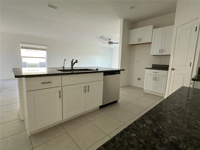 $425,000 | 5380 Blue Horizon Way, Wimauma, FL 33598