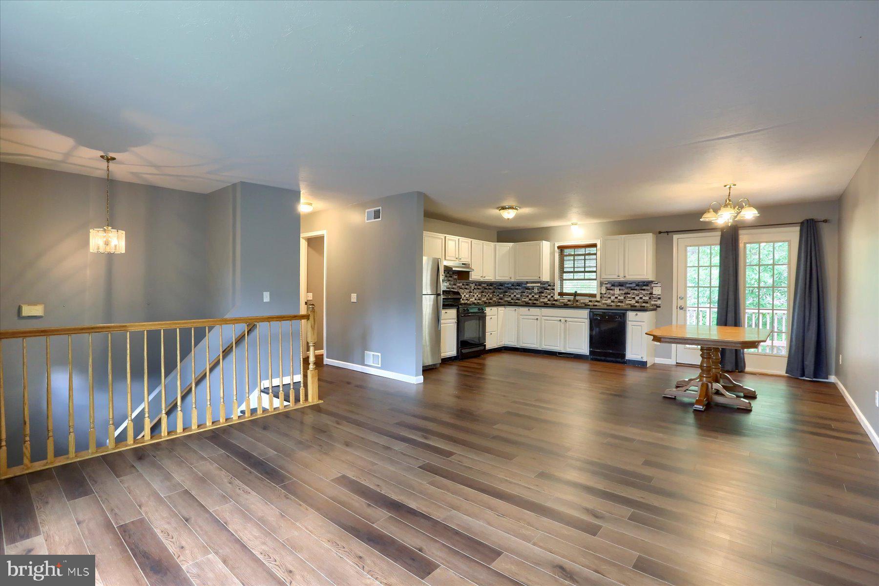 1299 Haines Road York, PA 17402 - Photo 6 of 31 Gallery Image 6