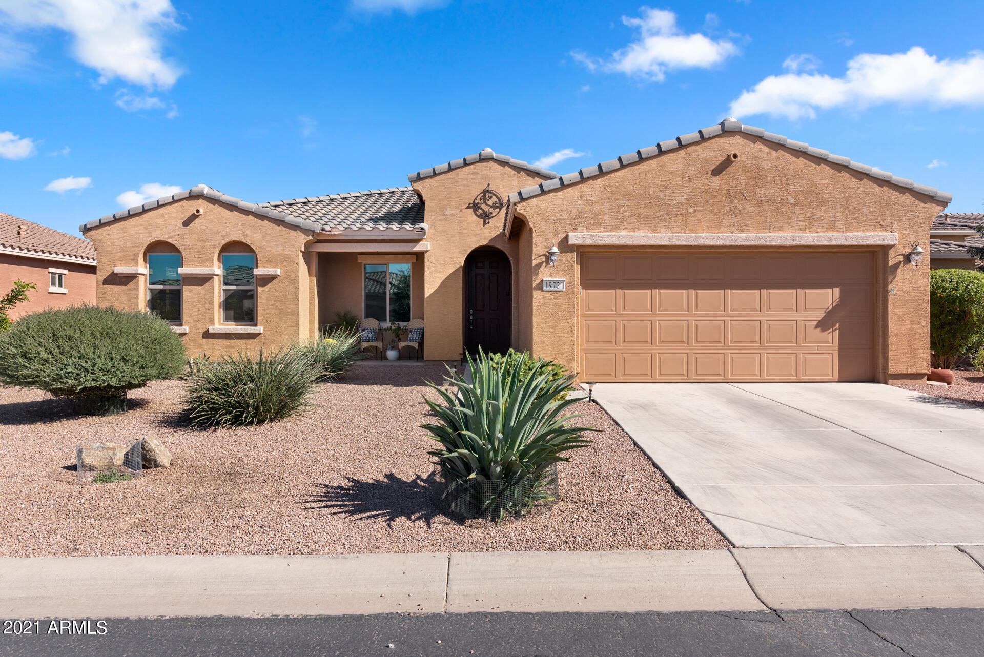 19721 North Flamingo Road Maricopa, AZ 85138 - Photo 1 of 31 1-1