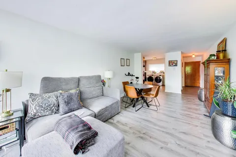 $175,000 | 1008 Washington Boulevard, Unit 9, Oak Park, IL 60302