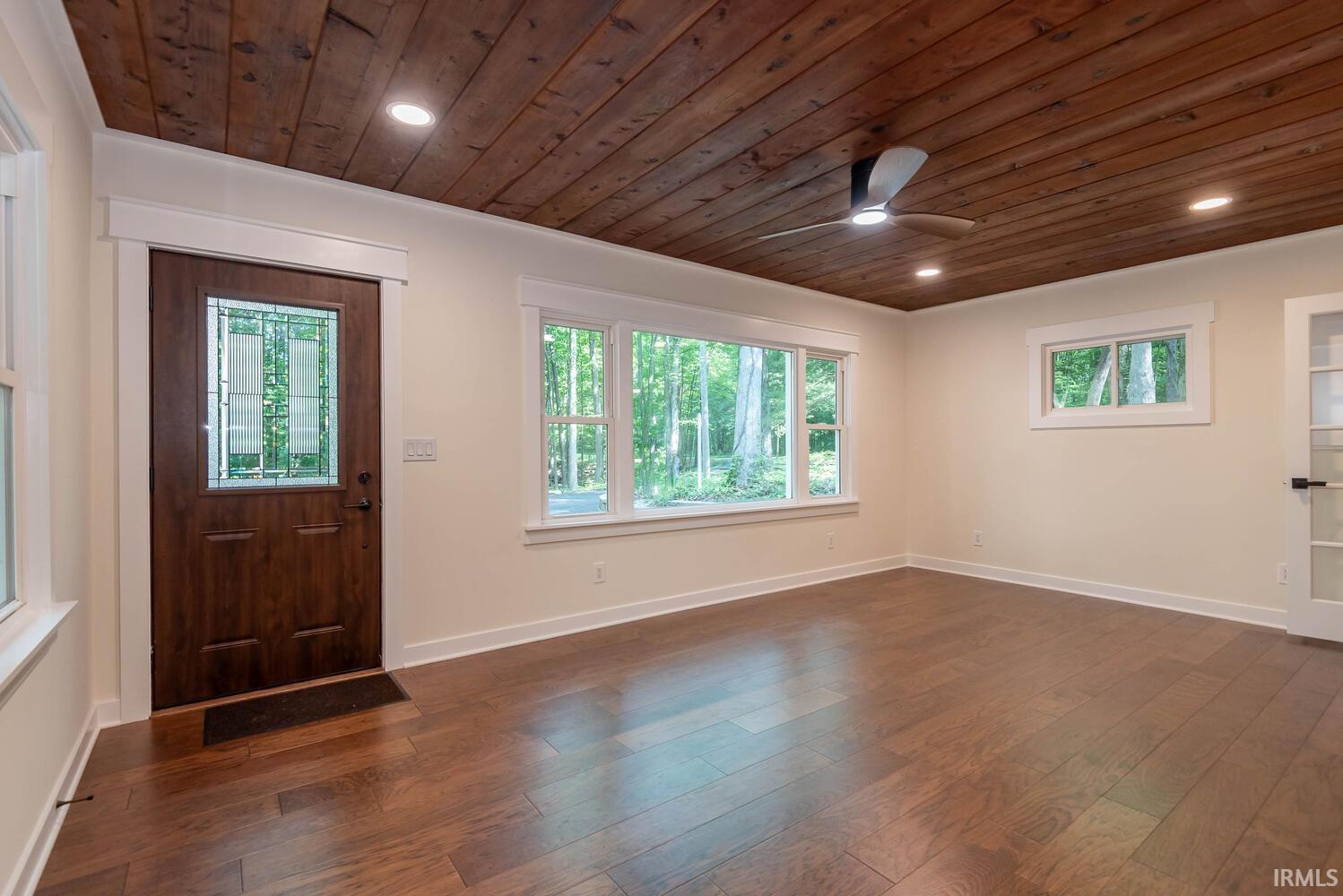 6650 East Bender Road Bloomington, IN 47401 - Photo 3 of 35 Gallery Image 3