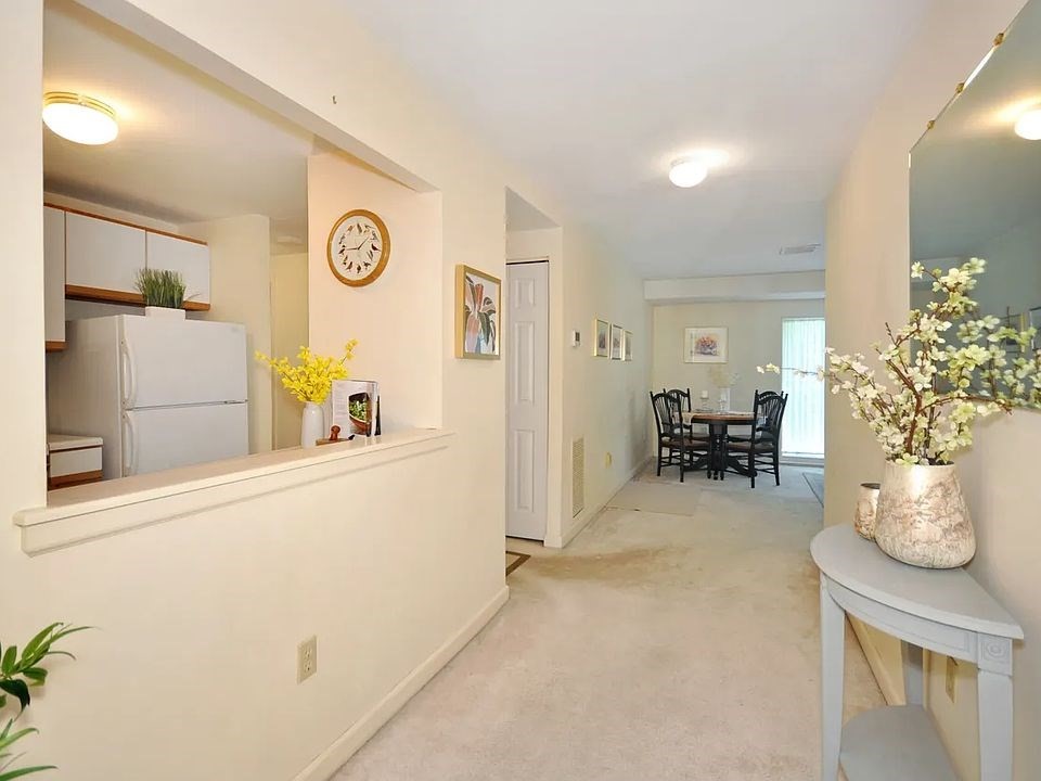 1 Watermill Place, Unit 306 Arlington, MA 02476 - Photo 13 of 35