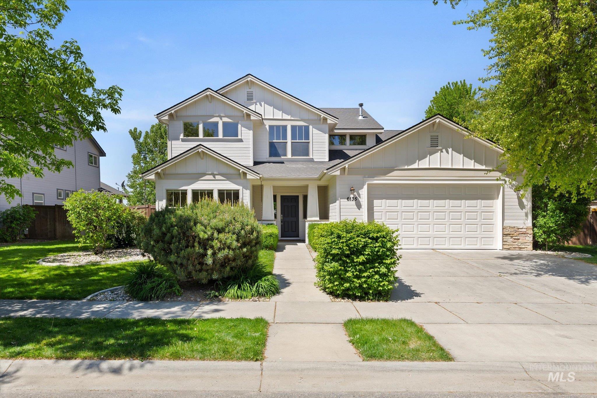 6135 North Booth Avenue Meridian, ID 83646 - Photo 1 of 42