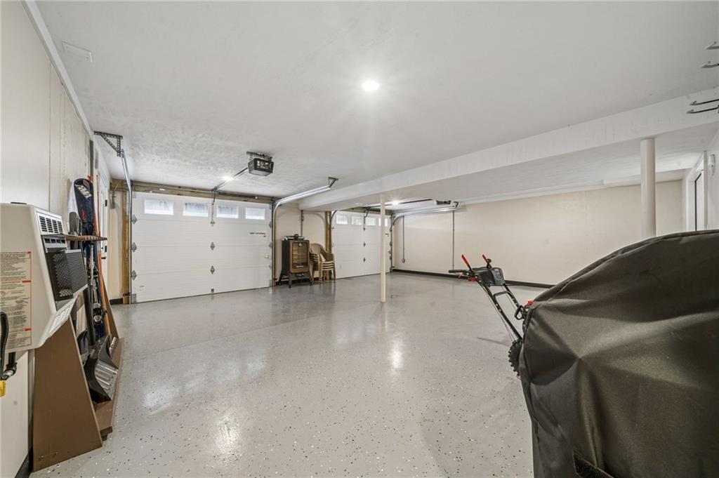 189 Ridgeview Drive Hidden Valley, PA 15502 - Photo 35 of 43