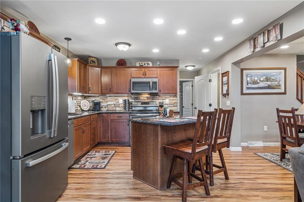 189 Ridgeview Drive Hidden Valley, PA 15502 - Photo 9 of 43