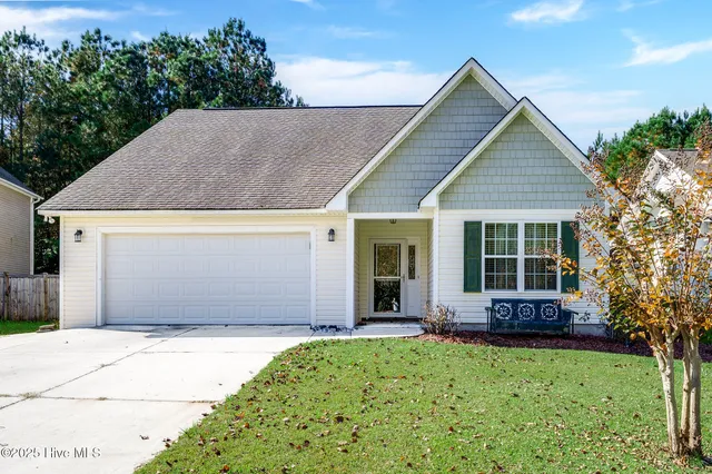 $525,000 | 1004 Bally Bunion Lane, Burgaw, NC 28425