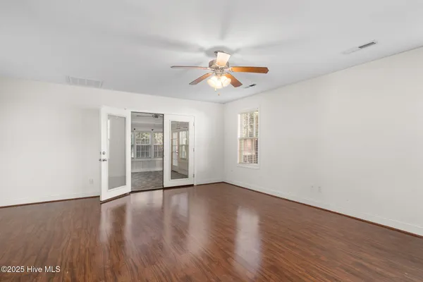 $515,000 | 1004 Bally Bunion Lane, Burgaw, NC 28425