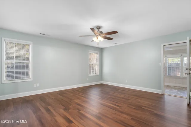 $525,000 | 1004 Bally Bunion Lane, Burgaw, NC 28425