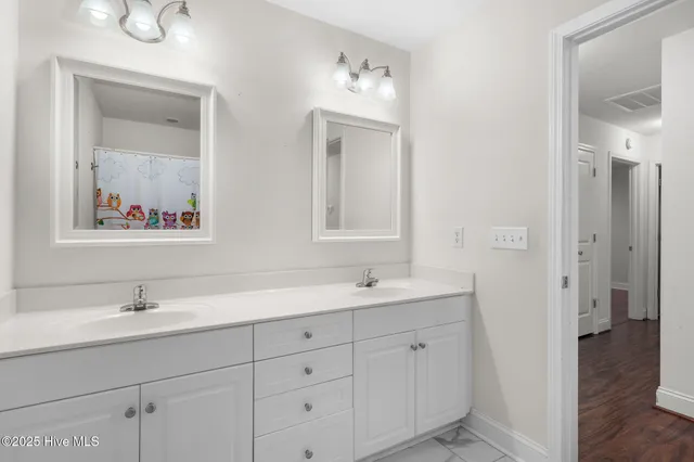 $525,000 | 1004 Bally Bunion Lane, Burgaw, NC 28425