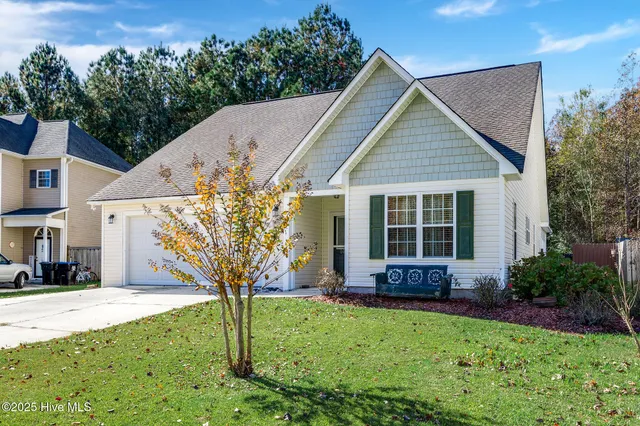 $525,000 | 1004 Bally Bunion Lane, Burgaw, NC 28425