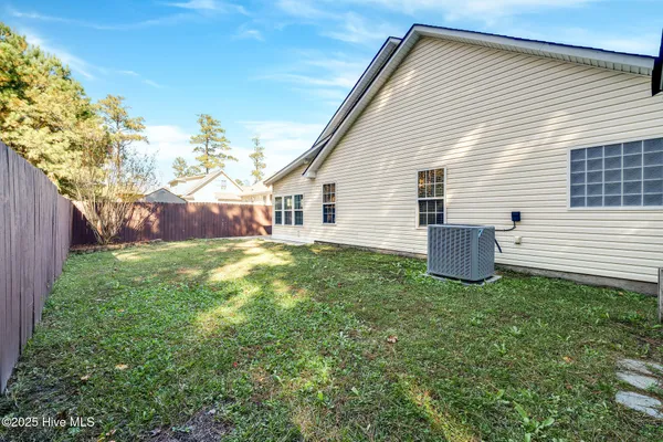 $515,000 | 1004 Bally Bunion Lane, Burgaw, NC 28425