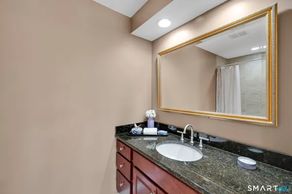 $575,000 | 3 Standish Road, Ellington, CT 06029