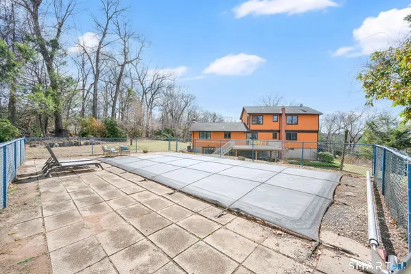 $575,000 | 3 Standish Road, Ellington, CT 06029