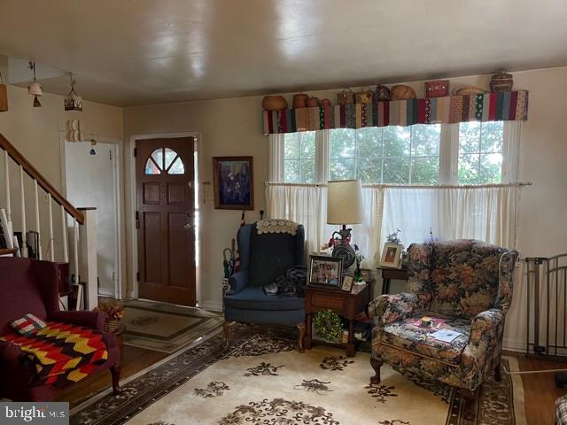 413 Buse Street Ridley Park, PA 19078 - Photo 3 of 11 Living Room