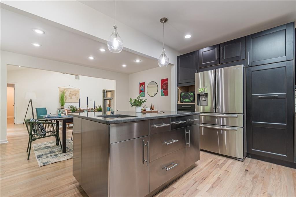 4523 Runnemede Road Northwest Atlanta, GA 30327 - Photo 20 of 47