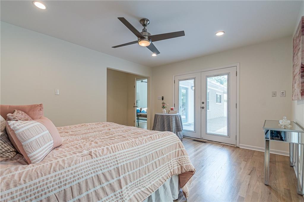 4523 Runnemede Road Northwest Atlanta, GA 30327 - Photo 28 of 47