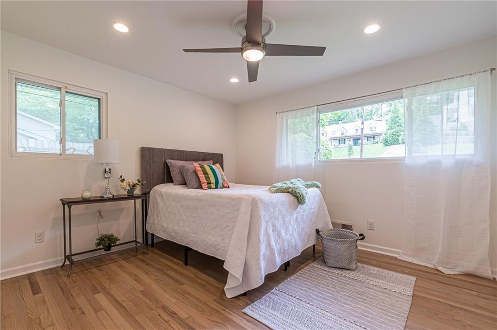 4523 Runnemede Road Northwest Atlanta, GA 30327 - Photo 33 of 47