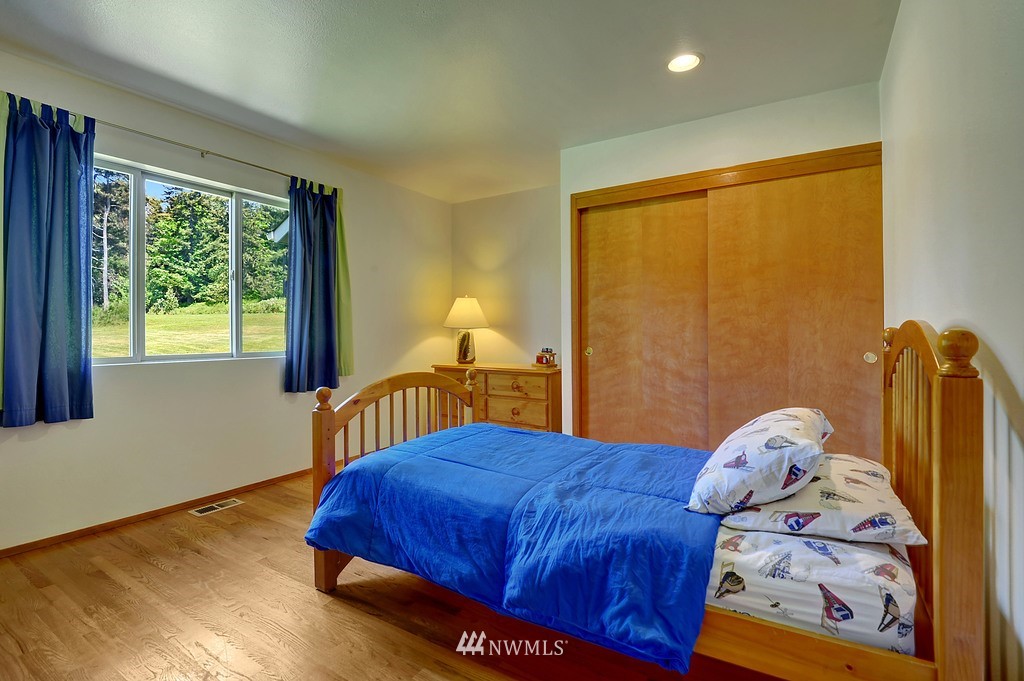 395 Russell Road Camano Island, WA 98282 - Photo 16 of 22 Gallery Image 16