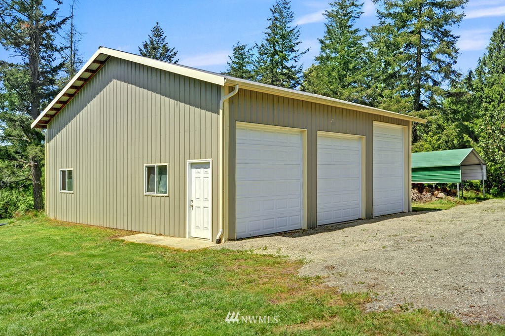 395 Russell Road Camano Island, WA 98282 - Photo 19 of 22 Gallery Image 19