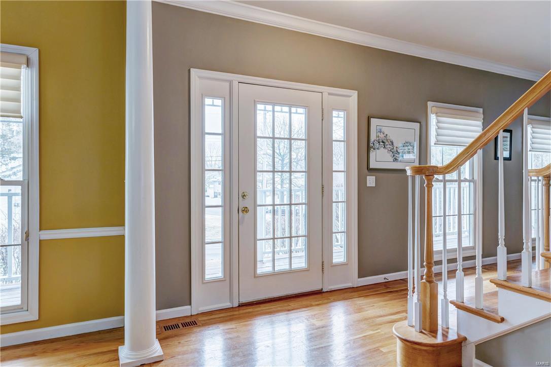 373 Edgar Road Webster Groves, MO 63119 - Photo 3 of 42 Gallery Image 3