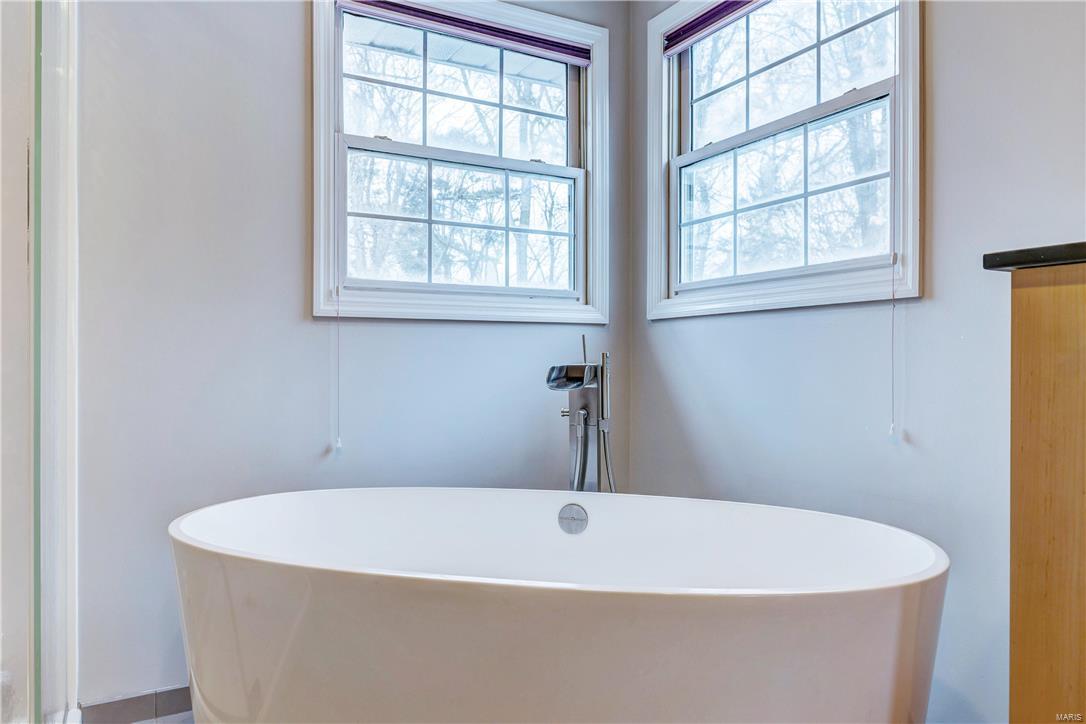 373 Edgar Road Webster Groves, MO 63119 - Photo 23 of 42 Gallery Image 23