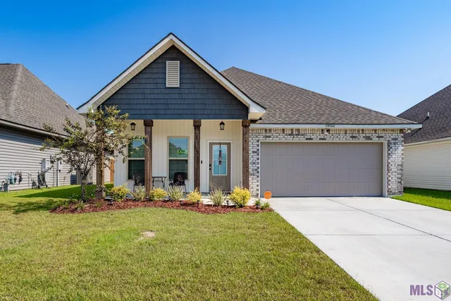 $2,350 | 39500 Ridgeland Drive, Gonzales, LA 70737