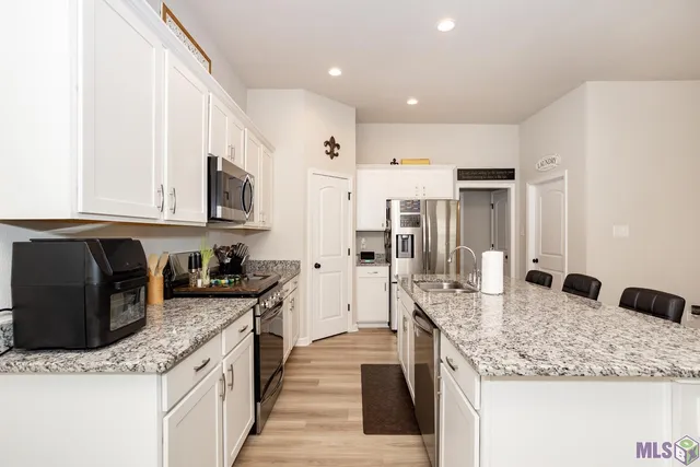 $2,350 | 39500 Ridgeland Drive, Gonzales, LA 70737