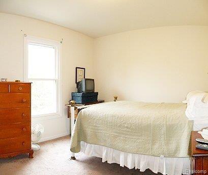 3988 Pleasant Valley Road Brighton, MI 48114 - Photo 11 of 15 Bedroom_2_Still
