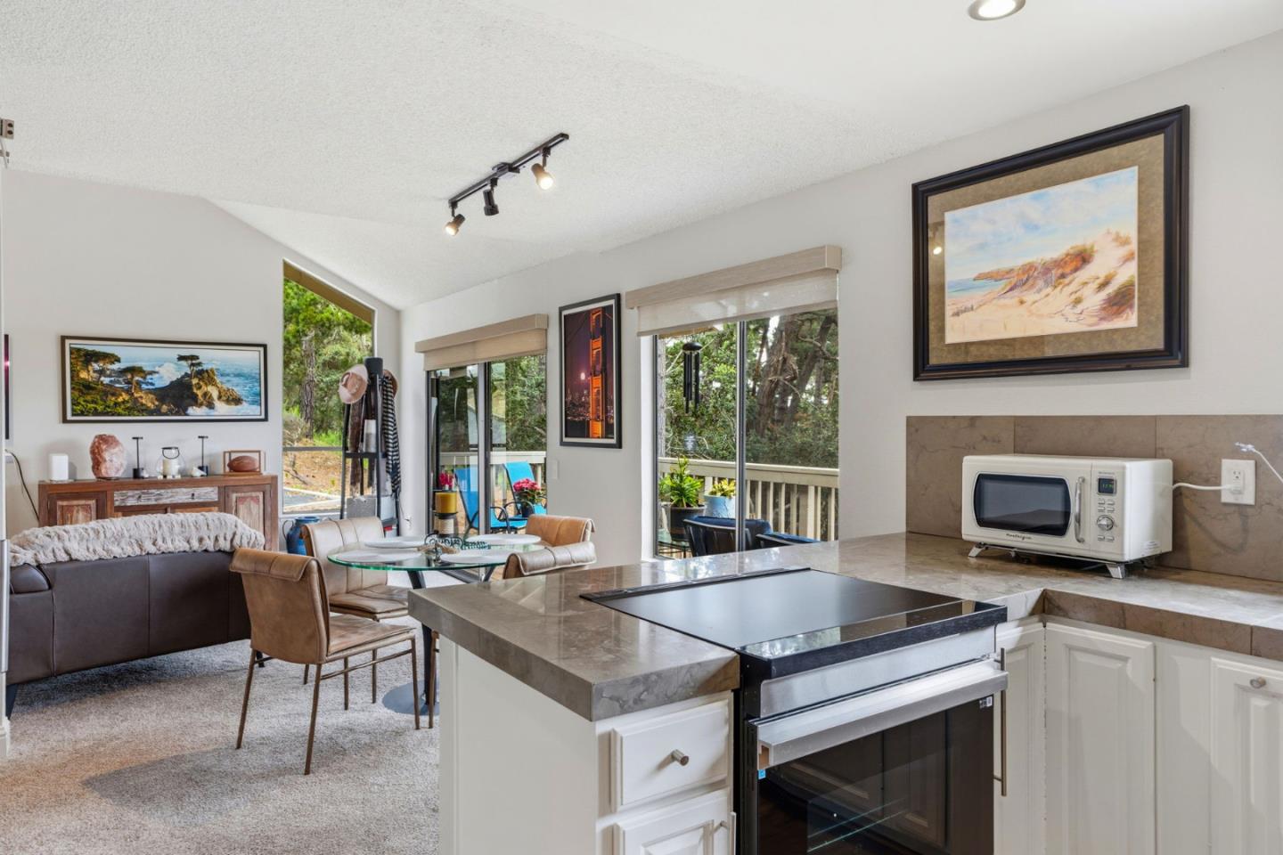 70 Forest Ridge Road, Unit 1 Monterey, CA 93940 - Photo 8 of 47
