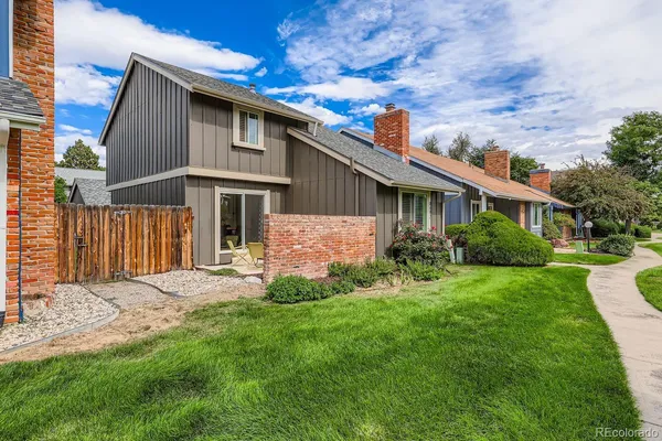 $690,000 | 8682 Garrison Court, Arvada, CO 80005