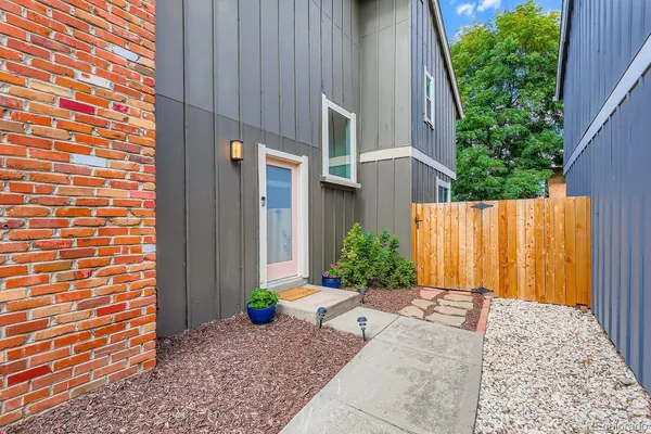 $690,000 | 8682 Garrison Court, Arvada, CO 80005