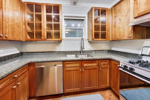 $425,000 | 1355 West Fillmore Street, Unit B, Chicago, IL 60607