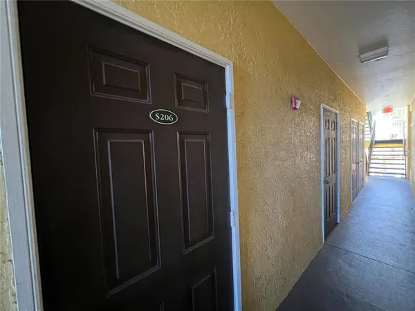 $1,799 | Undisclosed Address, Seminole, FL 33772