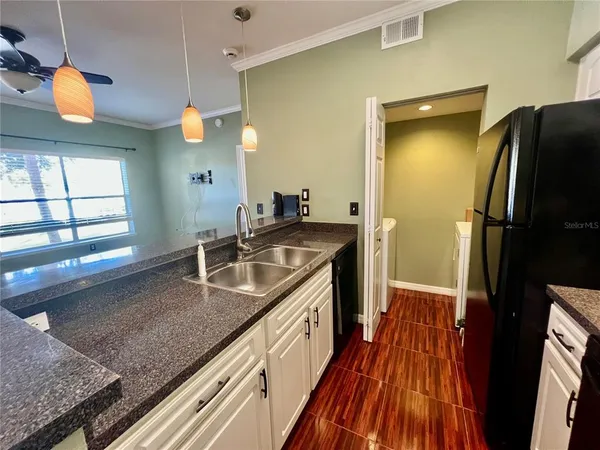 $1,799 | Undisclosed Address, Seminole, FL 33772