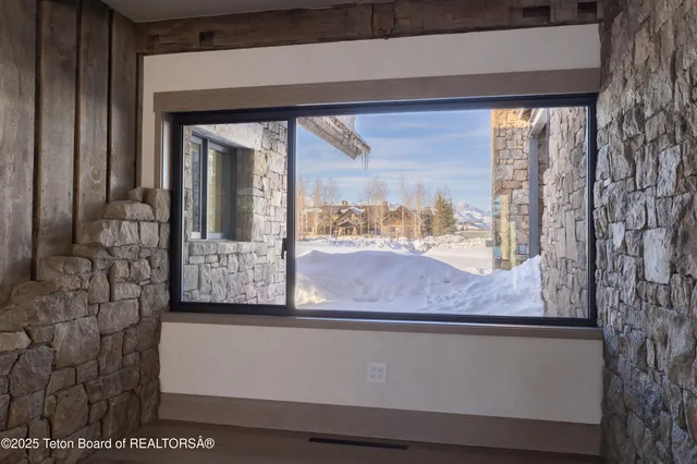 $31,750,000 | 2165 Blue Crane Drive, Jackson, WY 83001