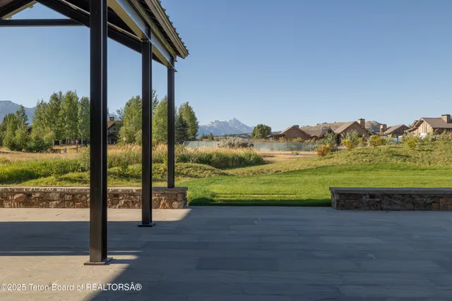 $31,750,000 | 2165 Blue Crane Drive, Jackson, WY 83001