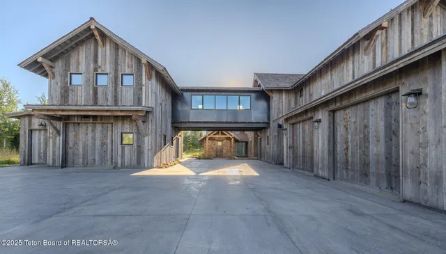 $31,750,000 | 2165 Blue Crane Drive, Jackson, WY 83001