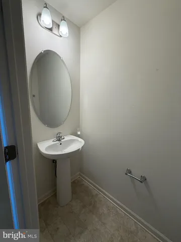 $2,199 | 100 Cecily Way, Ranson, WV 25438