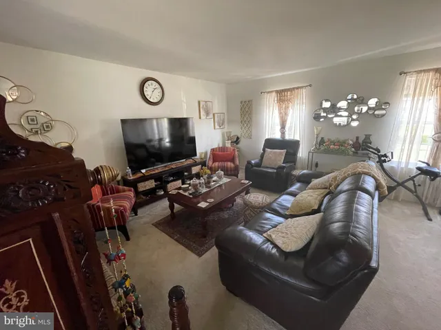 $2,199 | 100 Cecily Way, Ranson, WV 25438