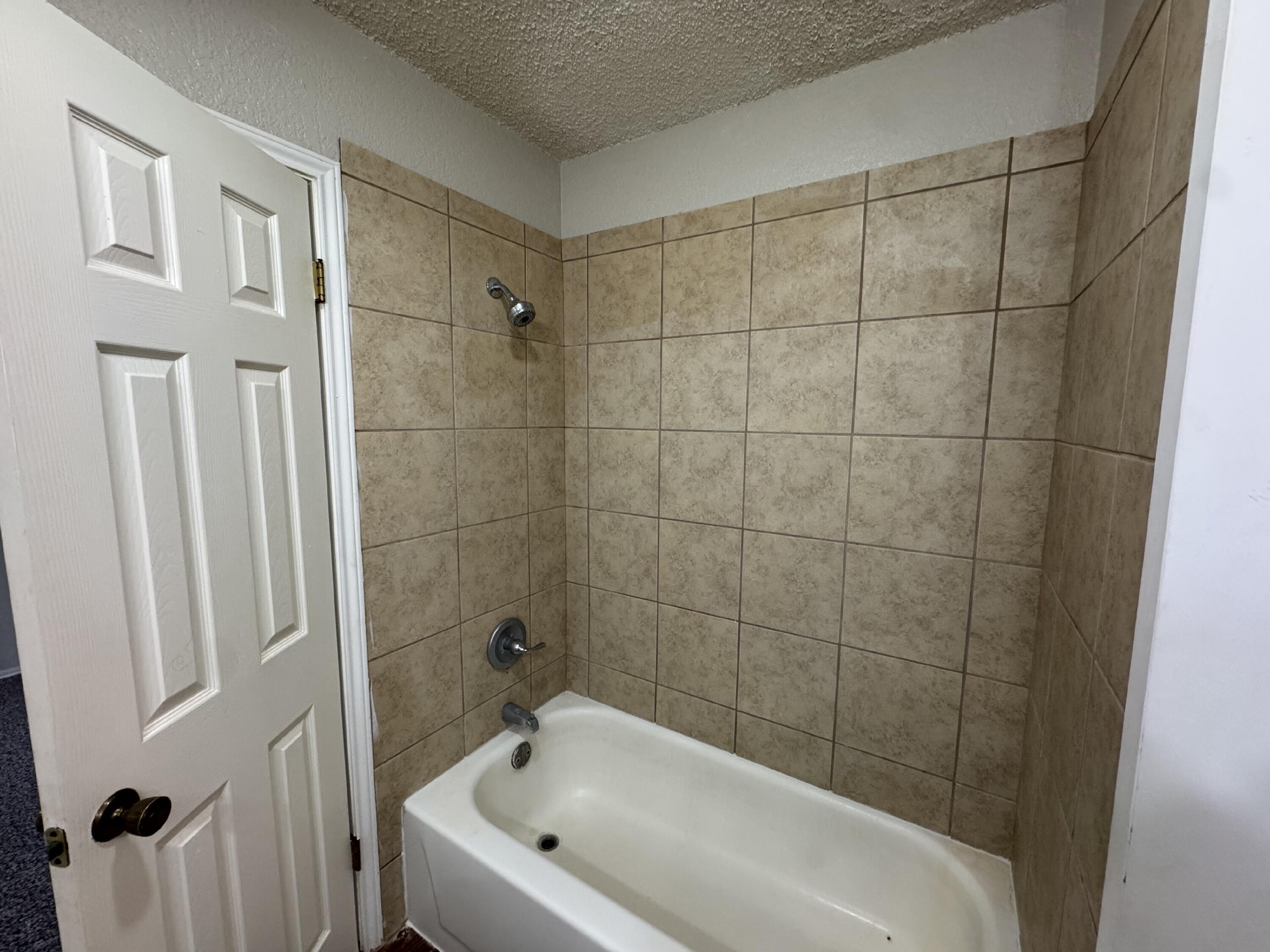 6110 36th Street, Unit 7 Lubbock, TX 79407 - Photo 9 of 11 IMG_5983