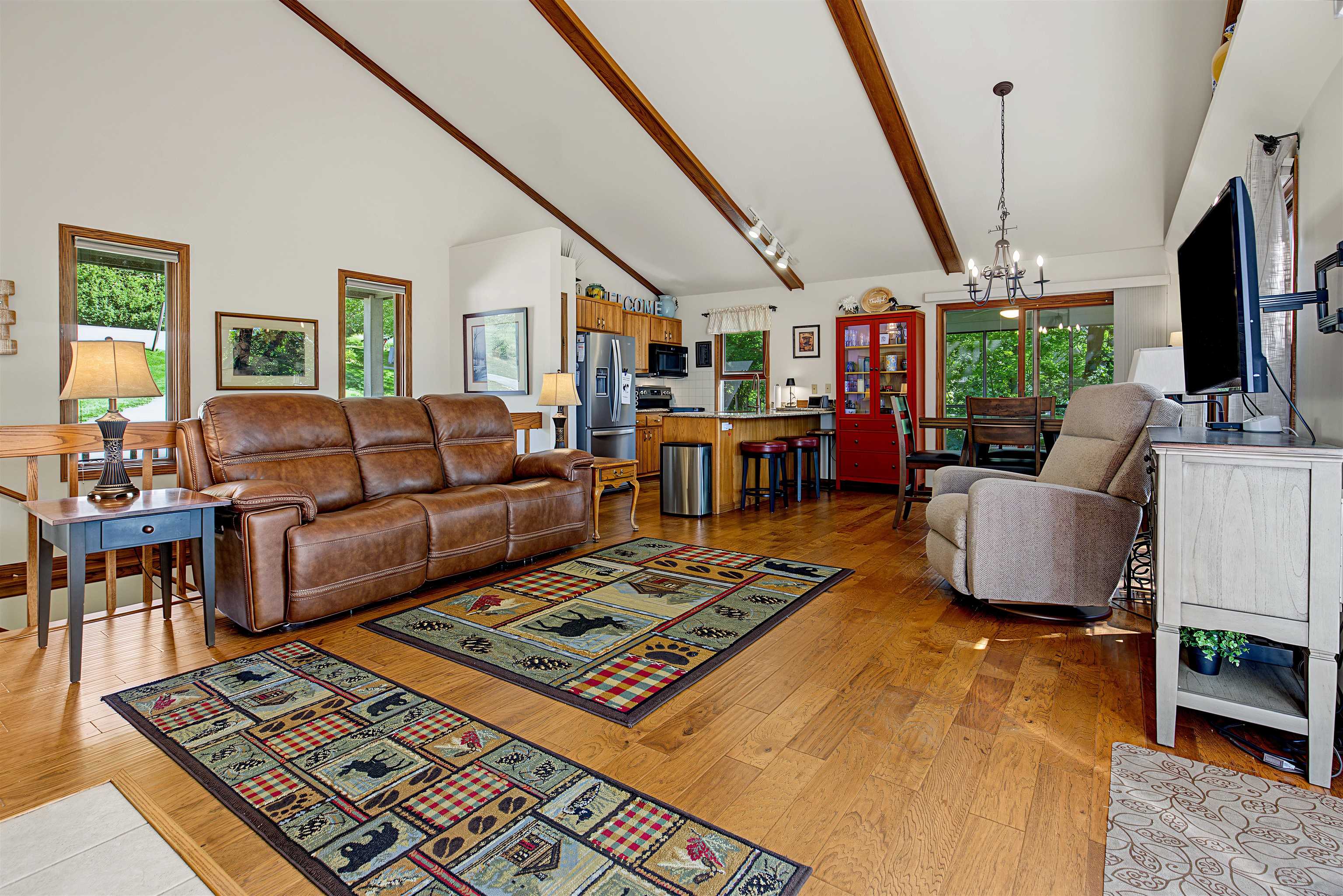 303 West Wachter Road Galena, IL 61036 - Photo 2 of 37 Gallery Image 2