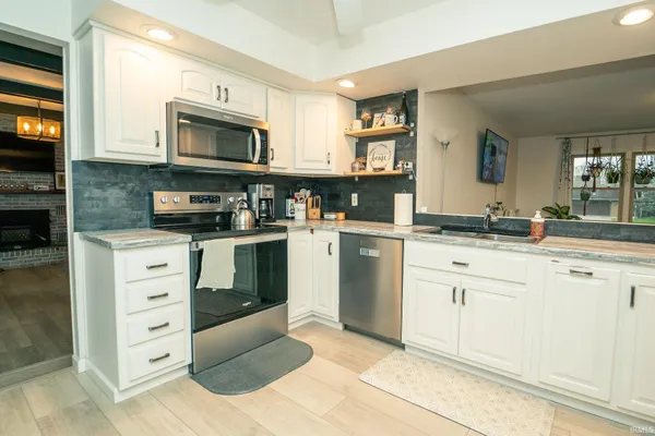 $330,000 | 618 Ingle Drive, Ossian, IN 46777